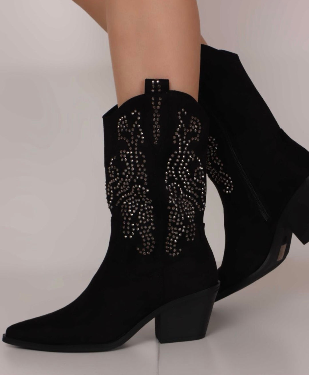 Black cowgirl boots with rhinestones best sale