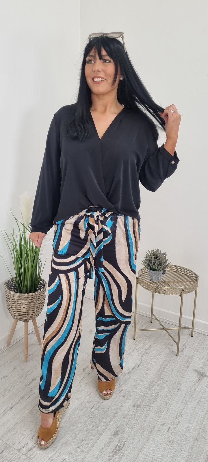 Monte Carlo Satin Palazzo  Pants - Black