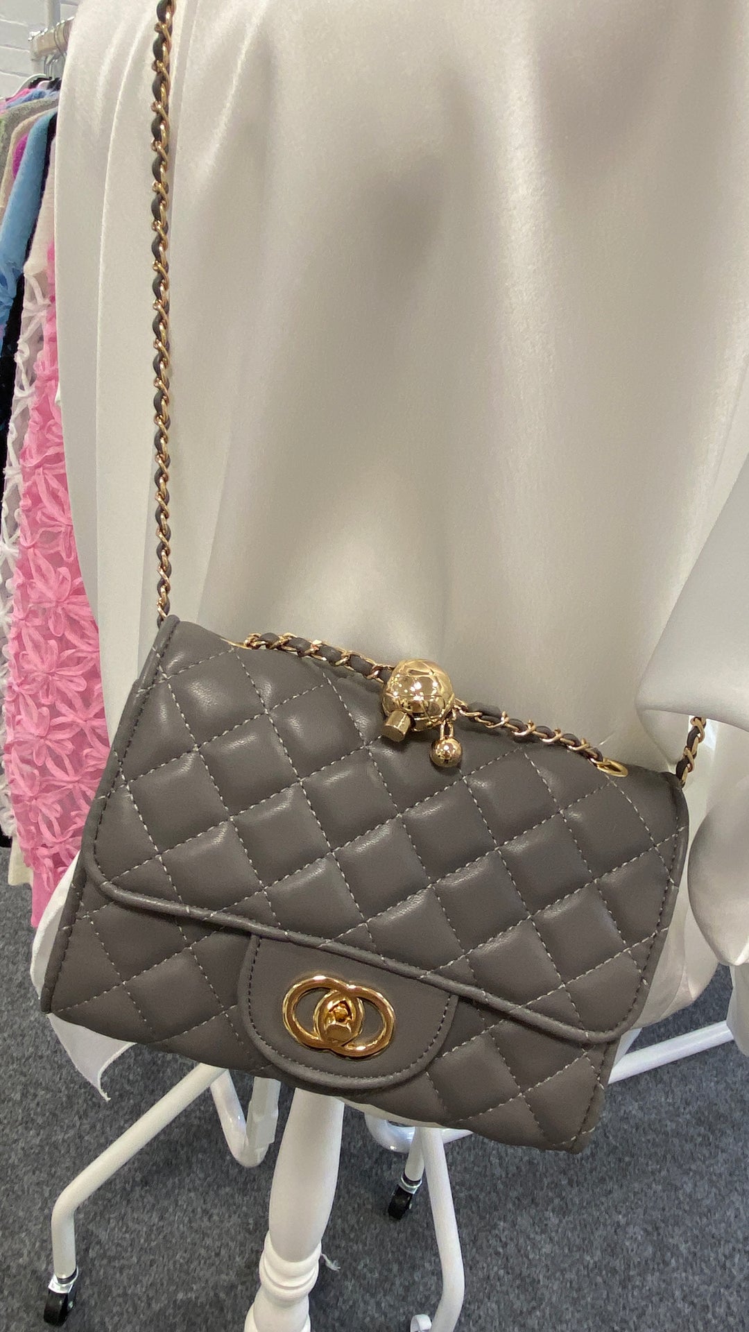 Coco Quilted Clasp Bag - Grey ( Small )