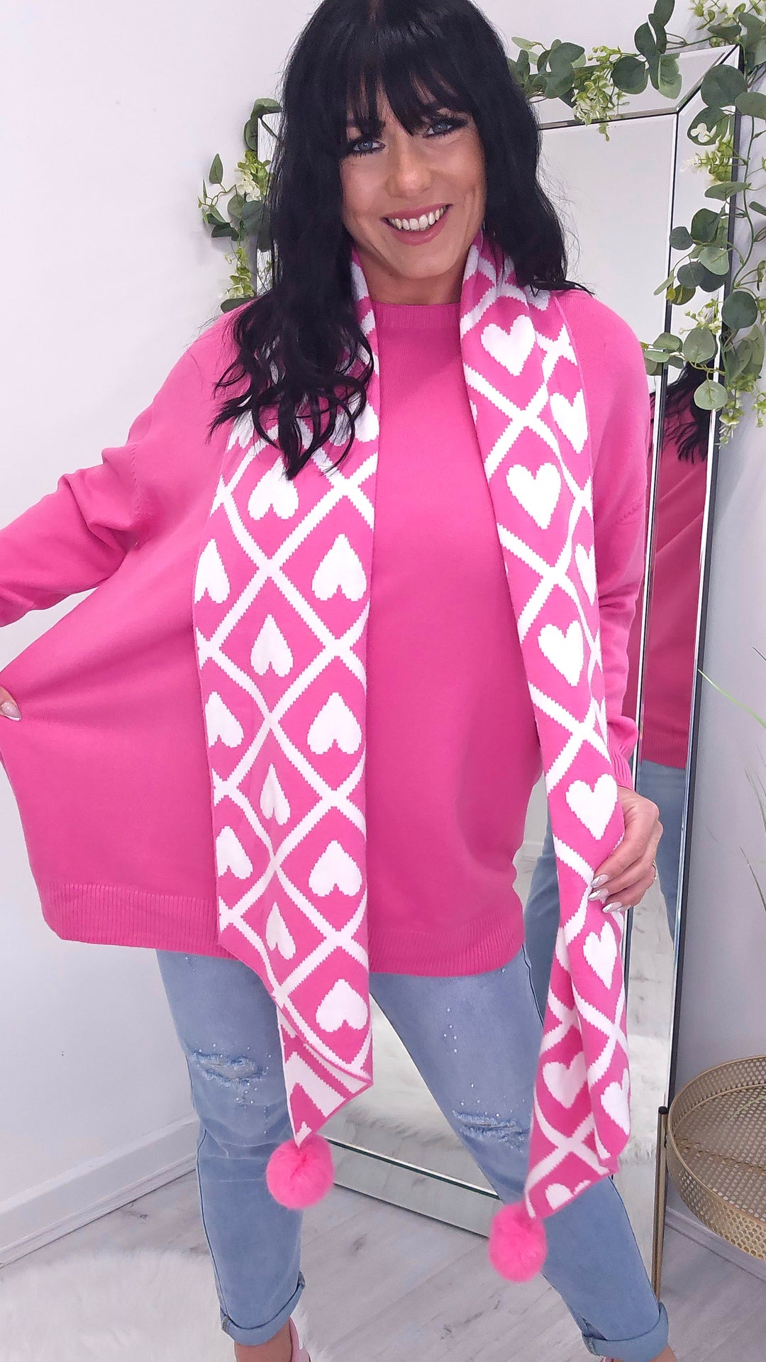 Love Jumper & Scarf with Pom Poms - Pink (Curvy)