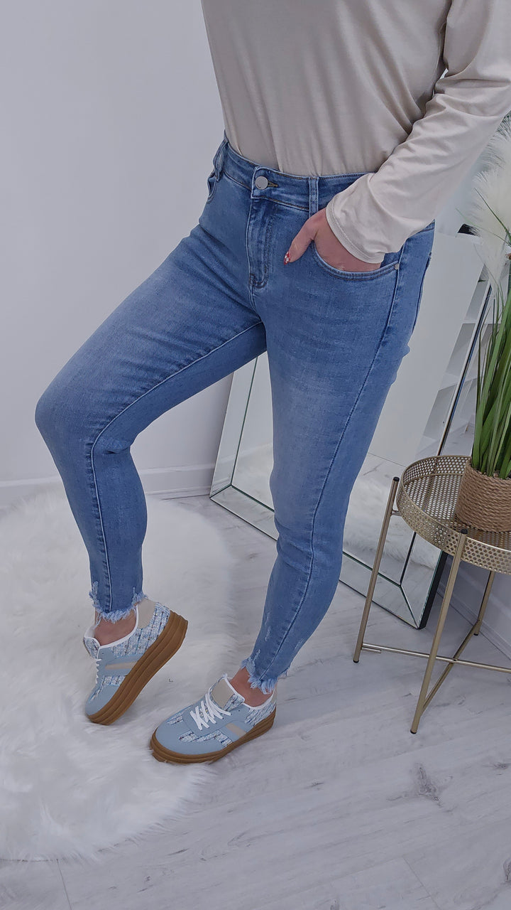 Annie Ankle Grazer Jeans (G Smack) - (choose your Size)