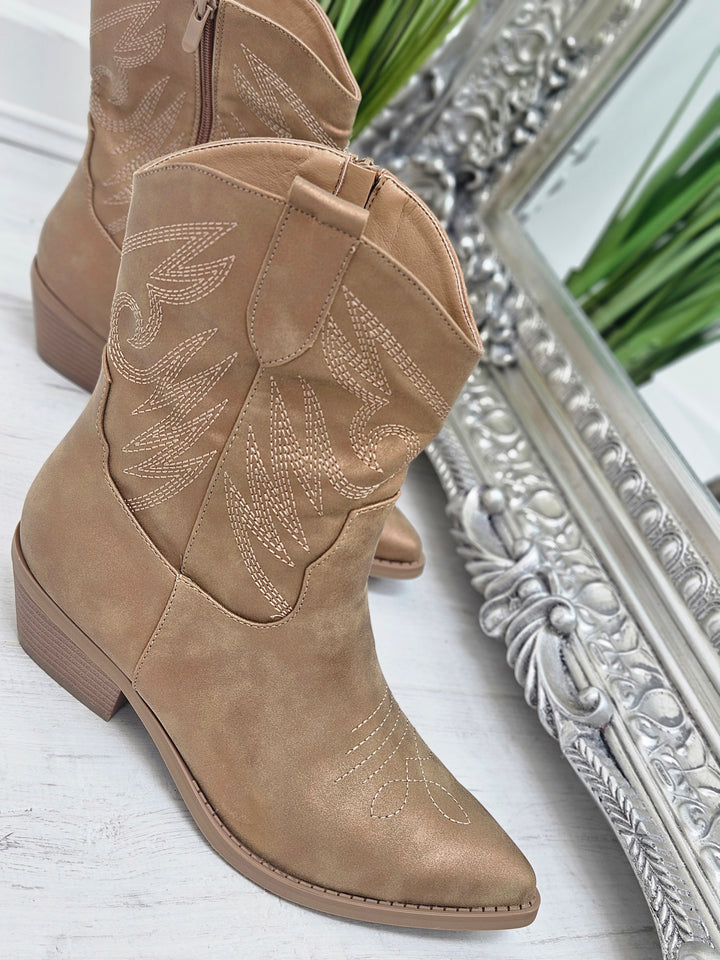 Dallas Cowboy Boots - Bronze (choose your Size)