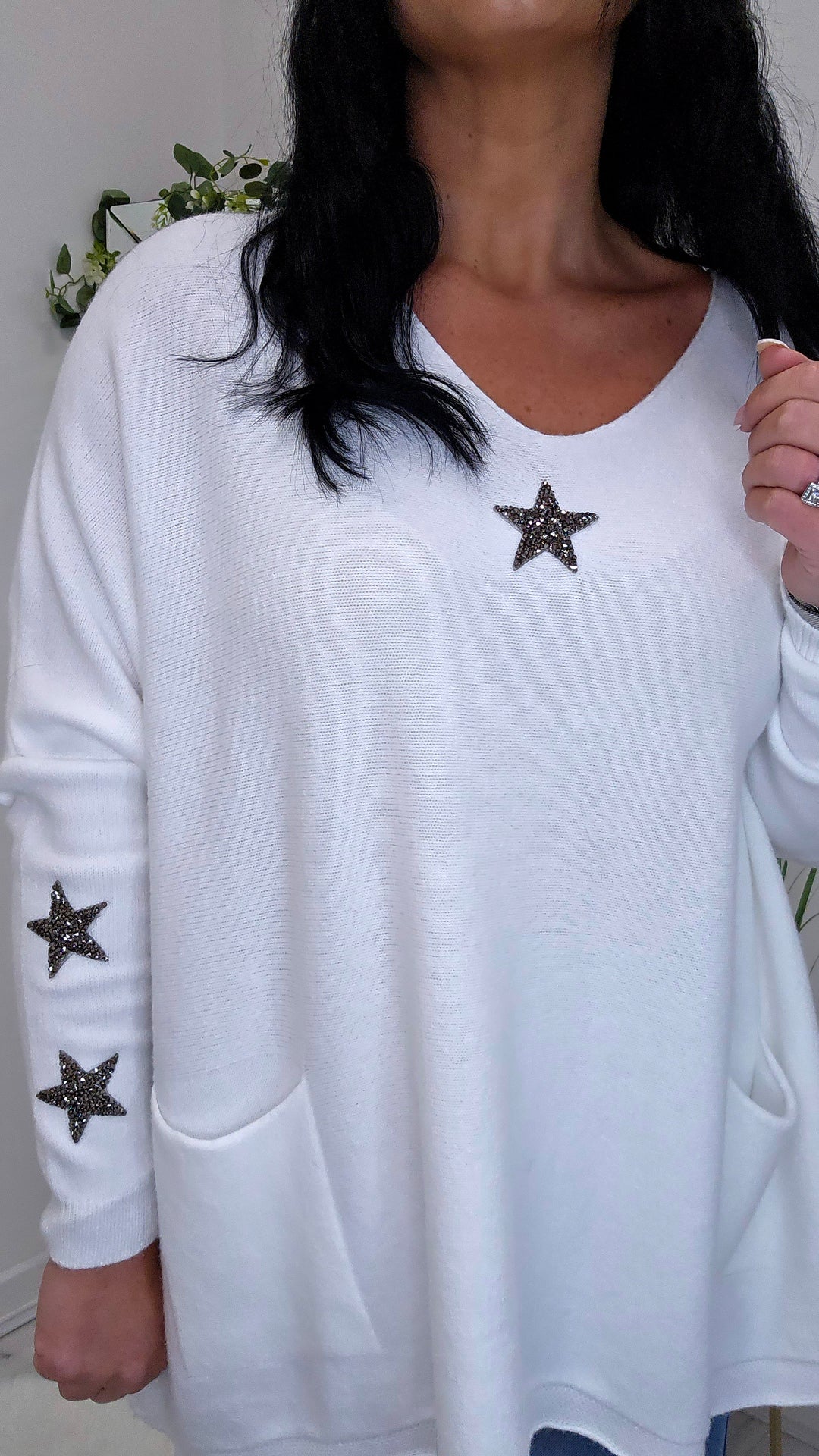 Star Jumper - White (Curvy)