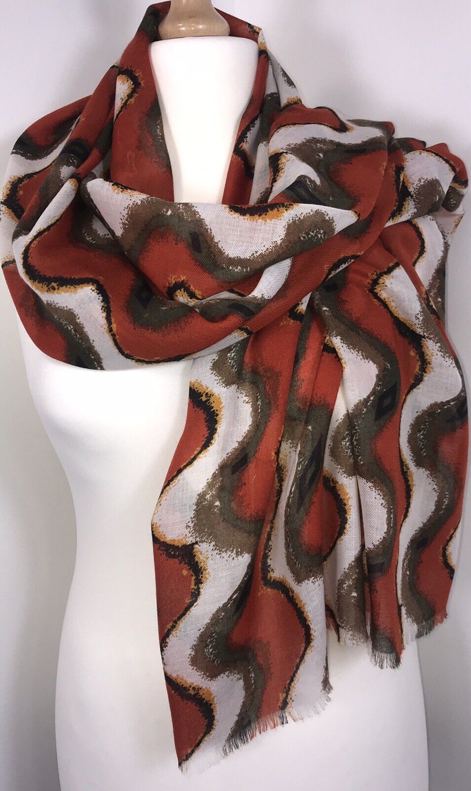 Wave Scarf - Red White & Khaki