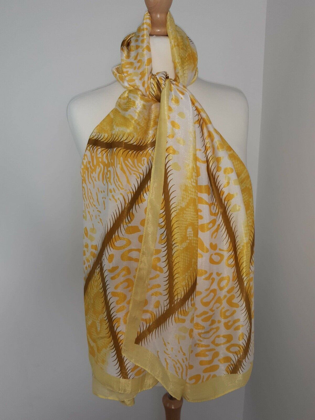 Silky Animal Print Scarf - Yellow