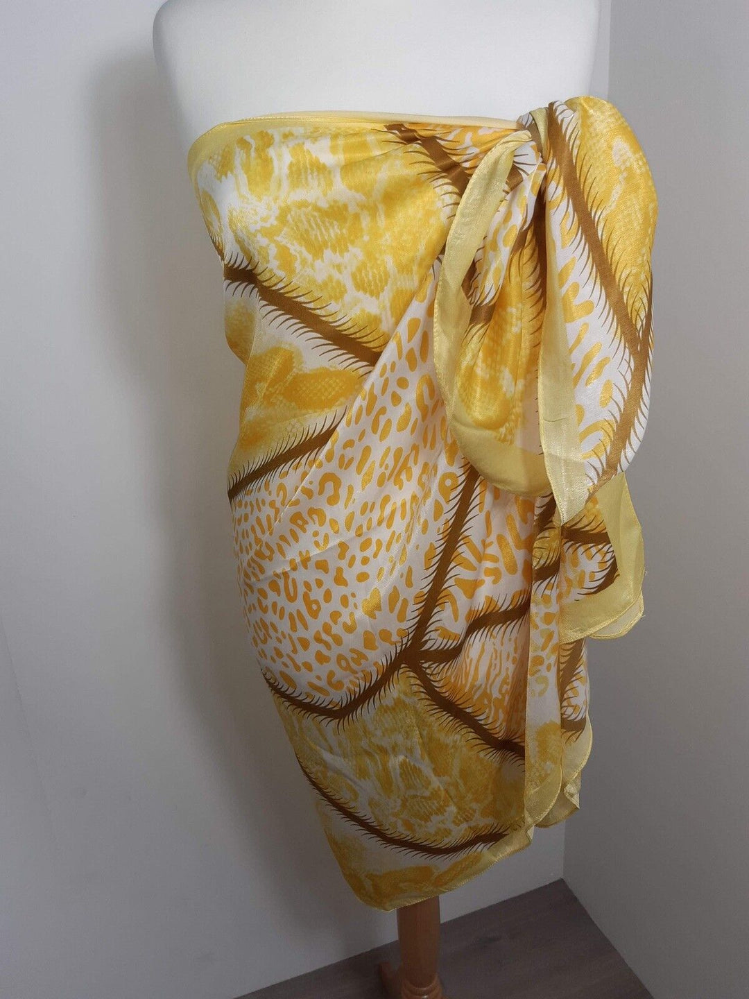 Silky Animal Print Scarf - Yellow