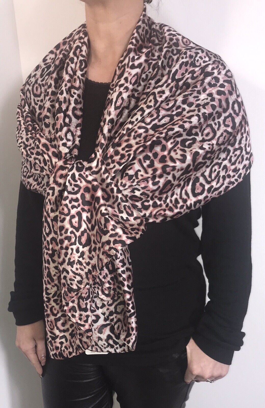 Leopard Print Scarf - Pink