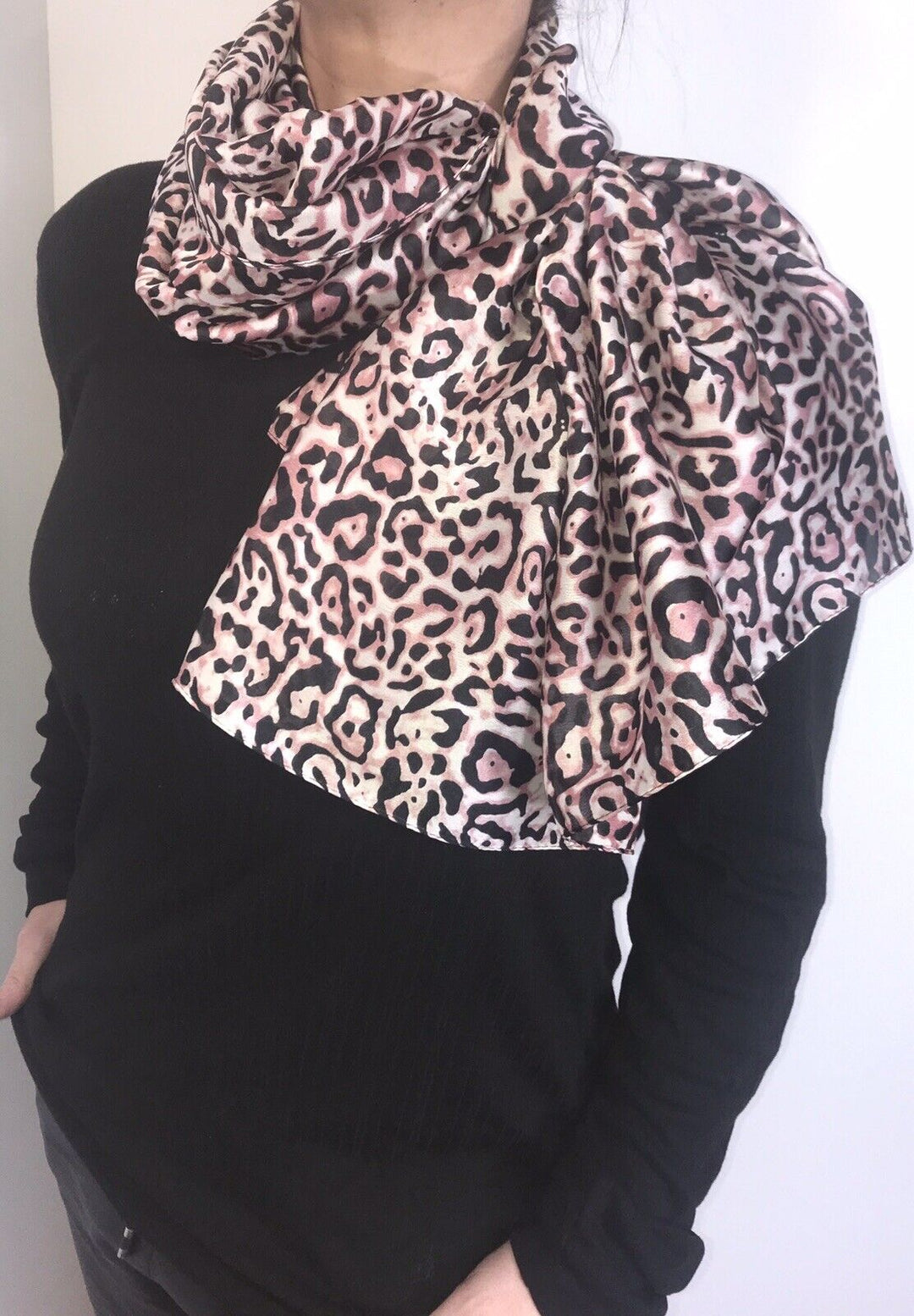 Leopard Print Scarf - Pink