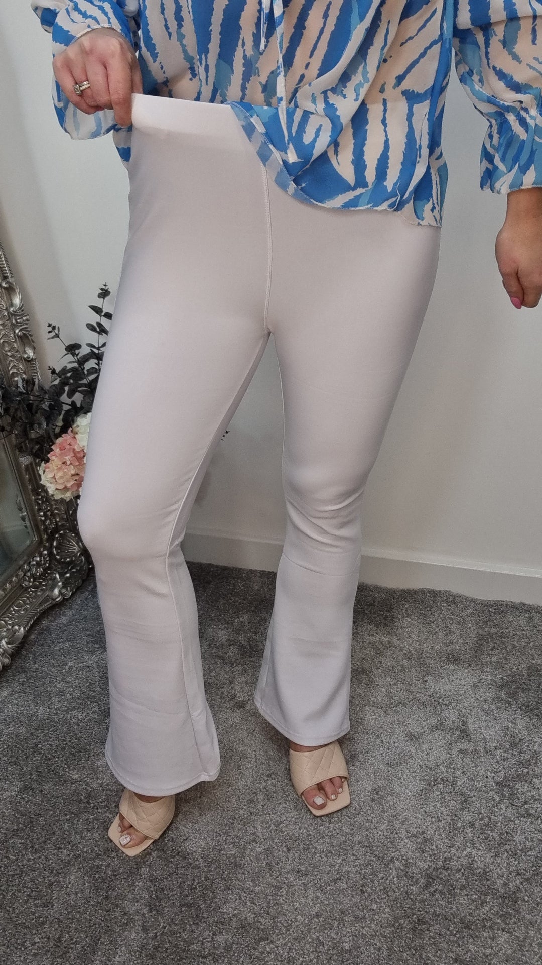 Flared Leggings - White