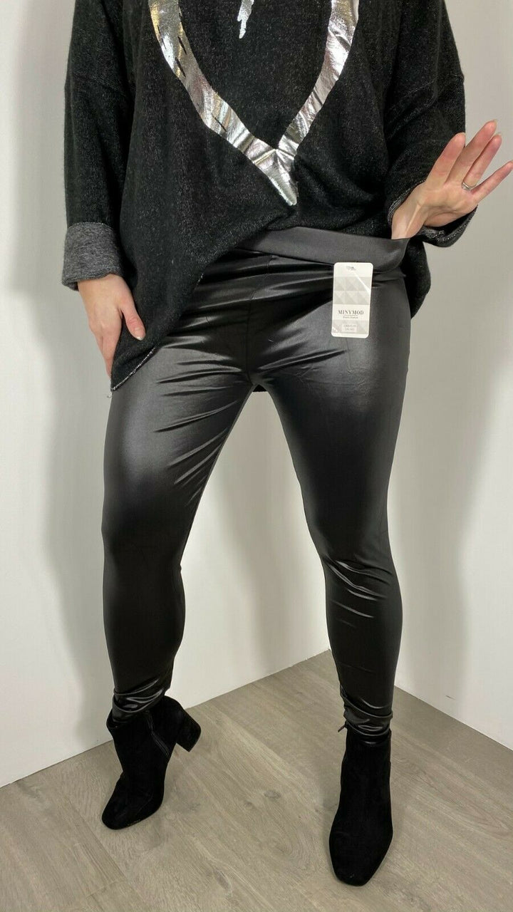 Leather Look Leggings Black - (Curvy)