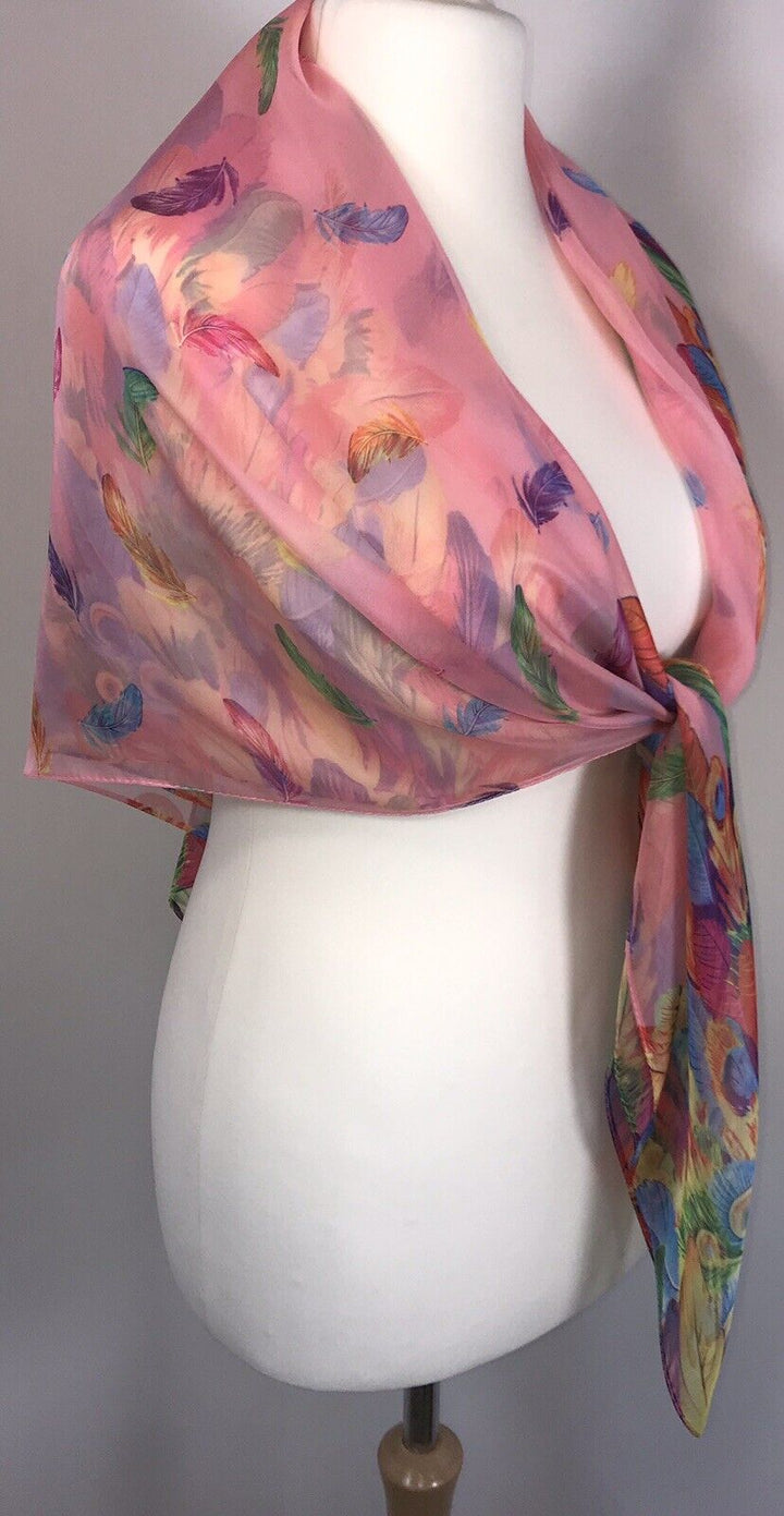 Silky Feathers Scarf - Pink